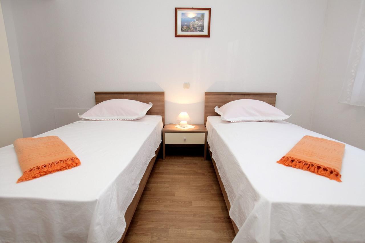 Apartments Iva Trogir Eksteriør billede