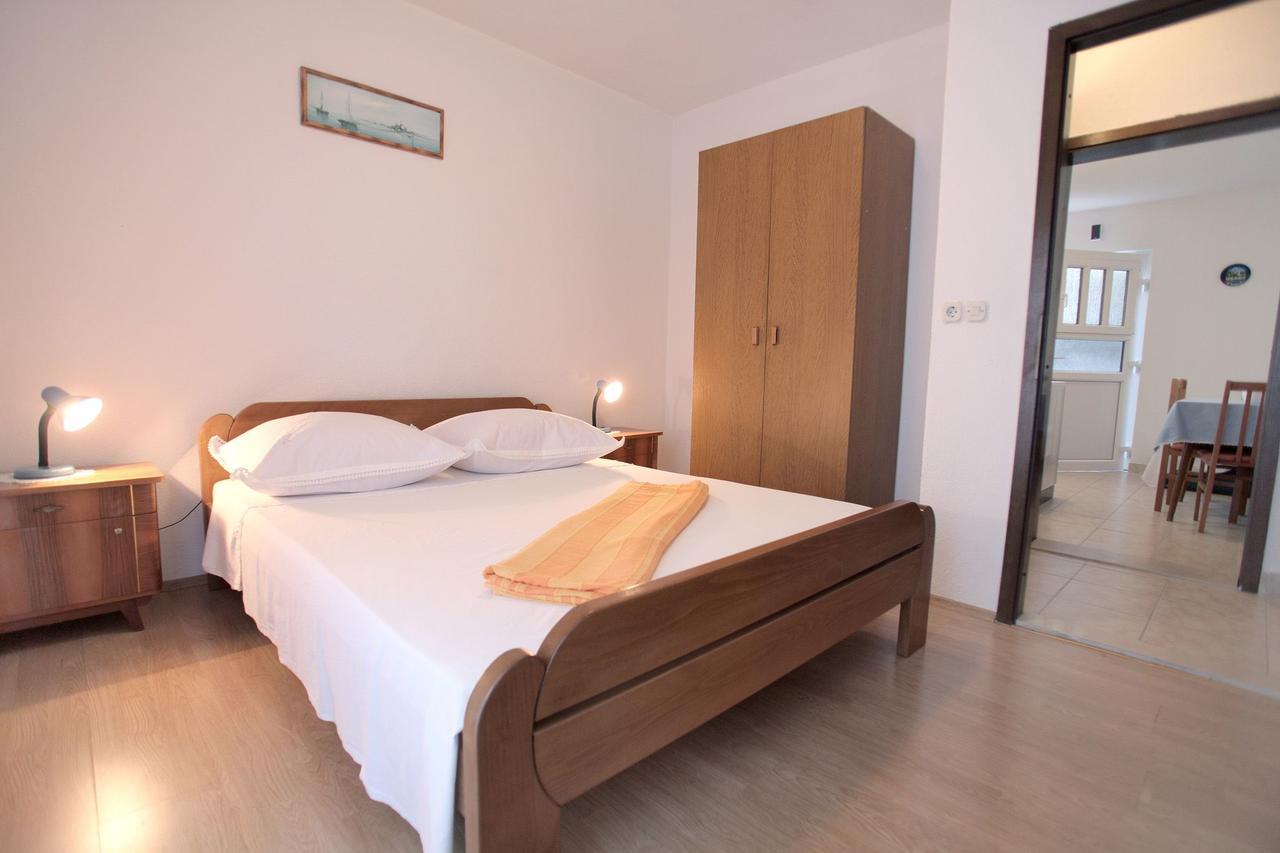 Apartments Iva Trogir Eksteriør billede