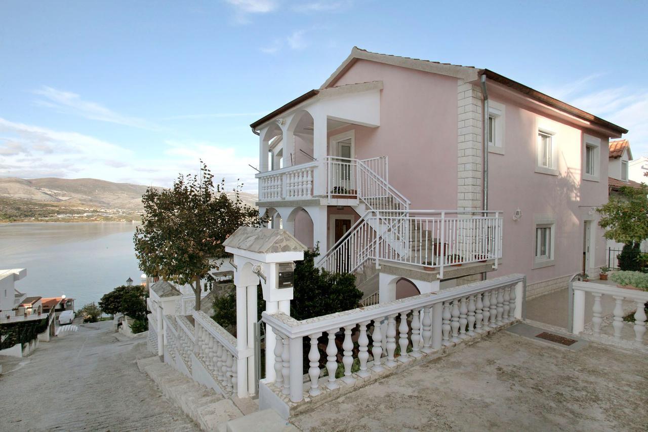 Apartments Iva Trogir Eksteriør billede