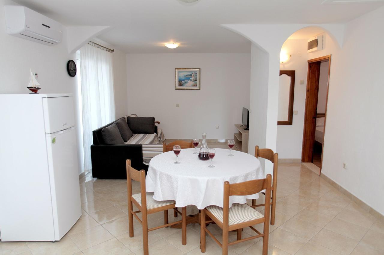Apartments Iva Trogir Eksteriør billede